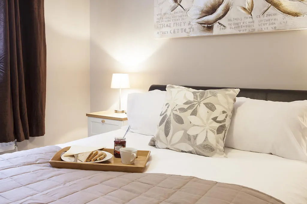 Saracens Courtyard Apartments Bourton-on-the-Water